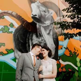 Elisabeth Kramer - Blockhouse, Portland. Photo: Kyle Carnes Photography - Wedding Planning Near Me