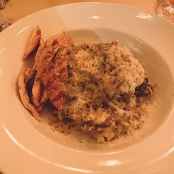 WestOak - truffle mushroom risotto with chicken - Seafood Near Me - Vancouver, British Columbia WestOak - truffle mushroom risotto with chicken - Seafood Near Me - Vancouver, British Columbia