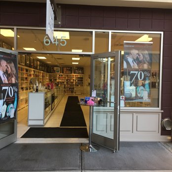 Espace Beaute - Cosmetics & Beauty Supply Near Me - Mirabel, Quebec Espace Beaute - Cosmetics & Beauty Supply Near Me - Mirabel, Quebec