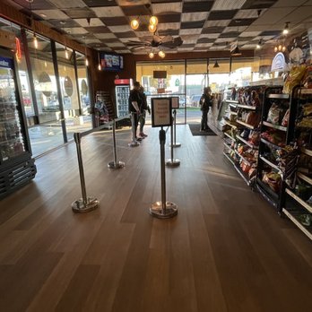 Bara's Deli - Inside - Delis Near Me - San Leandro, California