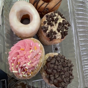 Five Daughters Bakery - Top to bottom: chocolate purist, purist, cookie quinn, kid cake, the boo. - Bakeries Near Me - Franklin, Tennessee Five Daughters Bakery - Top to bottom: chocolate purist, purist, cookie quinn, kid cake, the boo. - Bakeries Near Me - Franklin, Tennessee