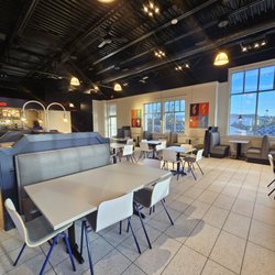 Zaxbys - Inside restraunt