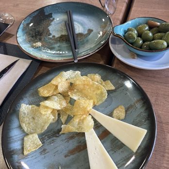 Atipico - Tapas - Fuenlabrada, M