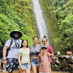 Mānoa Falls Trail - The fam bam!