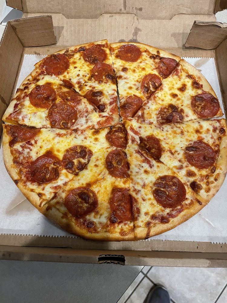 WISE GUYS PIZZA CAFE Updated October 2024 33 Photos & 48 Reviews