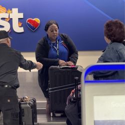 American Airlines - A bad person who needs to be fired