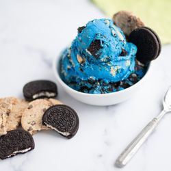 Handels Homemade Ice Cream - Blue Monster-
Vanilla Ice Cream, Oreo Cookies, and Chocolate Chip Cookies