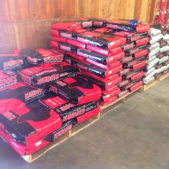 Kahoots Feed and Pet Store - 35lbs bags of dog food high quality - Pet Stores Near Me - Murrieta, California Kahoots Feed and Pet Store - 35lbs bags of dog food high quality - Pet Stores Near Me - Murrieta, California