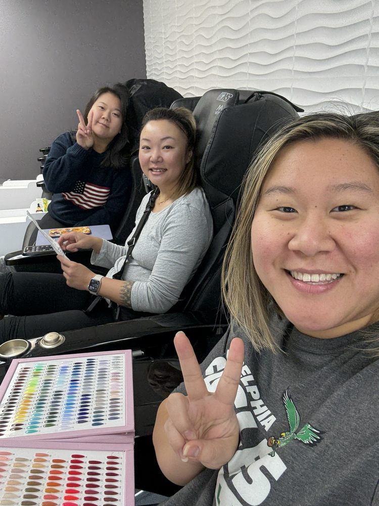 Star Nails By Kim Logo