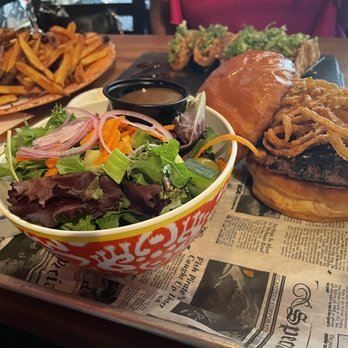 EGP Gastropub - Gastropubs Near Me - Oceanside, New York