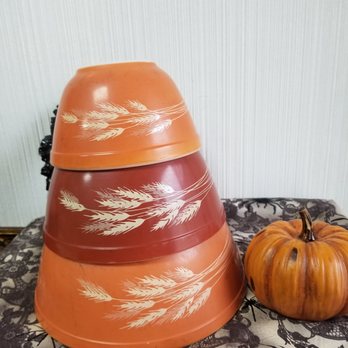 Vintage Kitschy - Pyrex! - Antiques Near Me - Sidney, Ohio