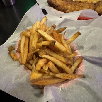 The Goose - Handcut Fries - Cocktail Bars Near Me - Dubuque, Iowa