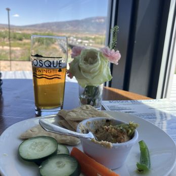 Bosque North - Food n beer - Breweries Near Me - Bernalillo, New Mexico