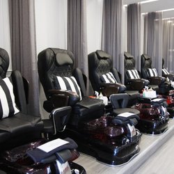 Vixen Nails & Spa - Burlington - Pedi Ready...