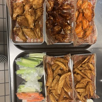 Wing Zone - chicken wings, carrots, and celery - Chicken Wings Near Me - Richmond, Virginia