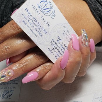 DD'S Total Salon - Full set Gel and design ,I love my nails done by donna at dds salon  , any one whom comes here will want to return good quality - Hair Salons Near Me - Citrus Heights, California