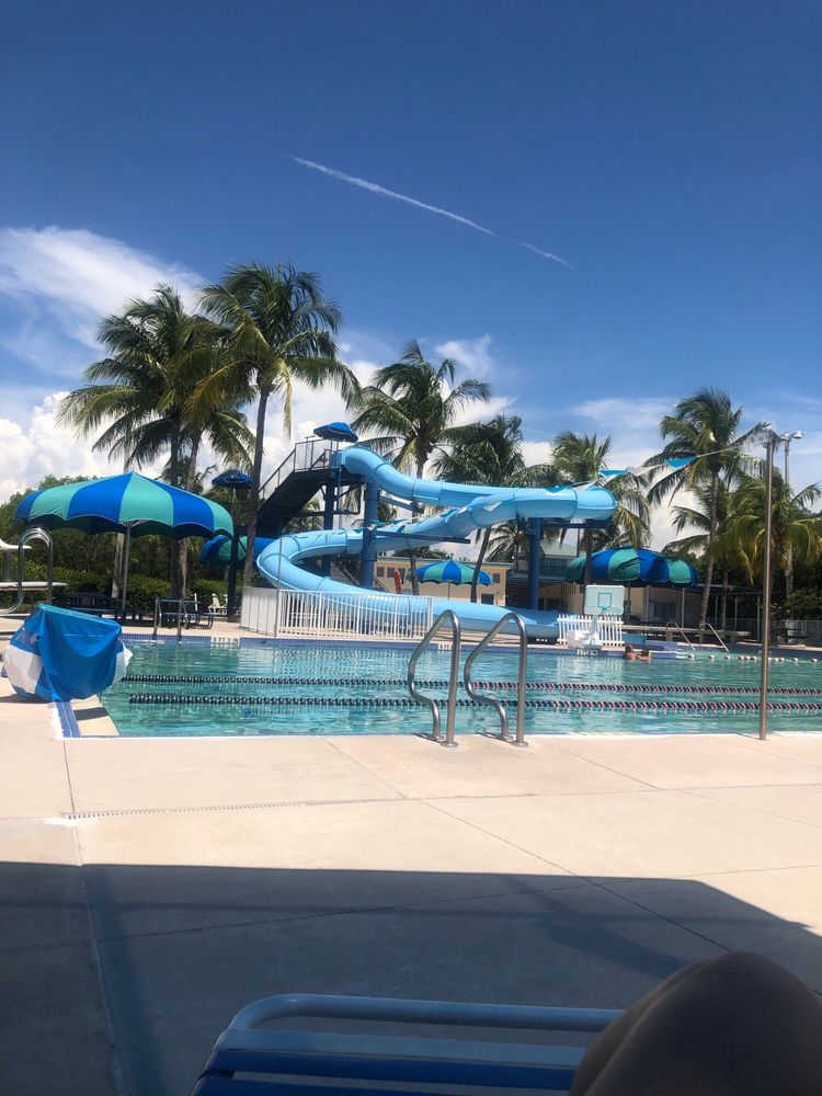 FORT MYERS BEACH POOL Updated September 2024 2600 Oak St, Fort