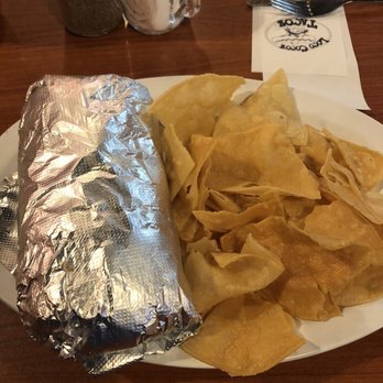Loco Cocos Tacos - Cold chips with no salsa - Mexican Near Me - Kittery, Maine