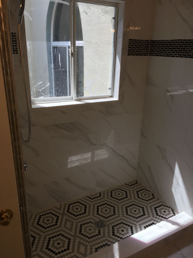 Slide of Houchins Family Construction