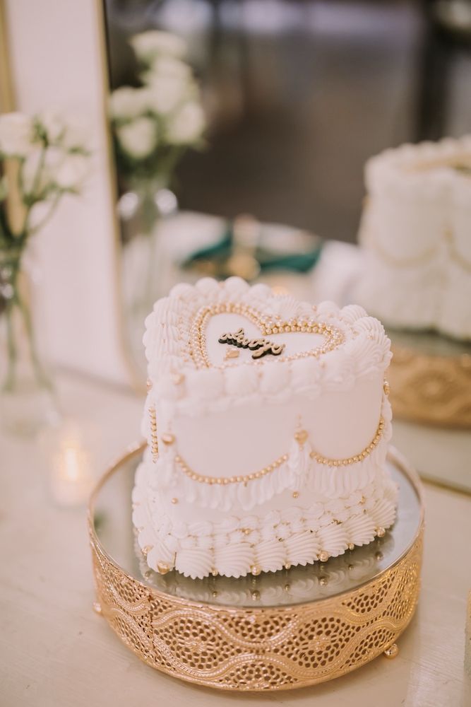 Desserts ‘n Stuff Logo