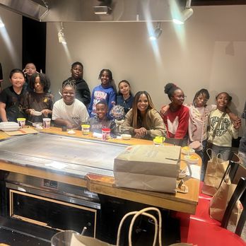 Benihana - Torrance - Sushi Bars Near Me - Torrance, California