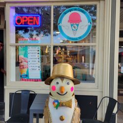 Scoops on Center