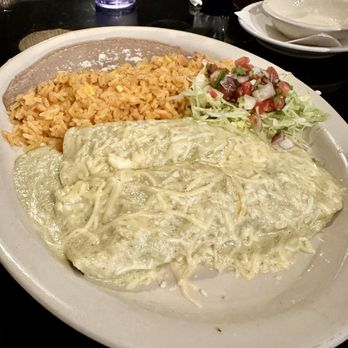Mas Amigos Mexican Kitchen - Chicken Suizas - Mexican Near Me - Nashville, Tennessee