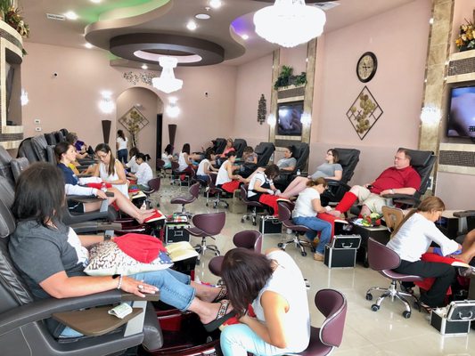 E NAILS - 79 Photos & 52 Reviews 【116 E Interstate 20, Weatherford