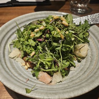Star Leaf - Crispy duck salad - Asian Fusion Near Me - Pasadena, California Star Leaf - Crispy duck salad - Asian Fusion Near Me - Pasadena, California