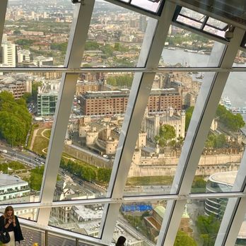 Sky Garden - London from the sky - Landmarks & Historical Buildings Near Me - London, XGL Sky Garden - London from the sky - Landmarks & Historical Buildings Near Me - London, XGL