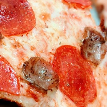 Romano's Pizza - Sausage and pepperoni - Pizza Near Me - Houston, Texas Romano's Pizza - Sausage and pepperoni - Pizza Near Me - Houston, Texas
