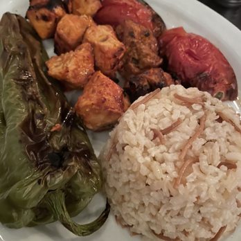Mantee Cafe - Chicken Kebab - Mediterranean Near Me - Studio City, California Mantee Cafe - Chicken Kebab - Mediterranean Near Me - Studio City, California