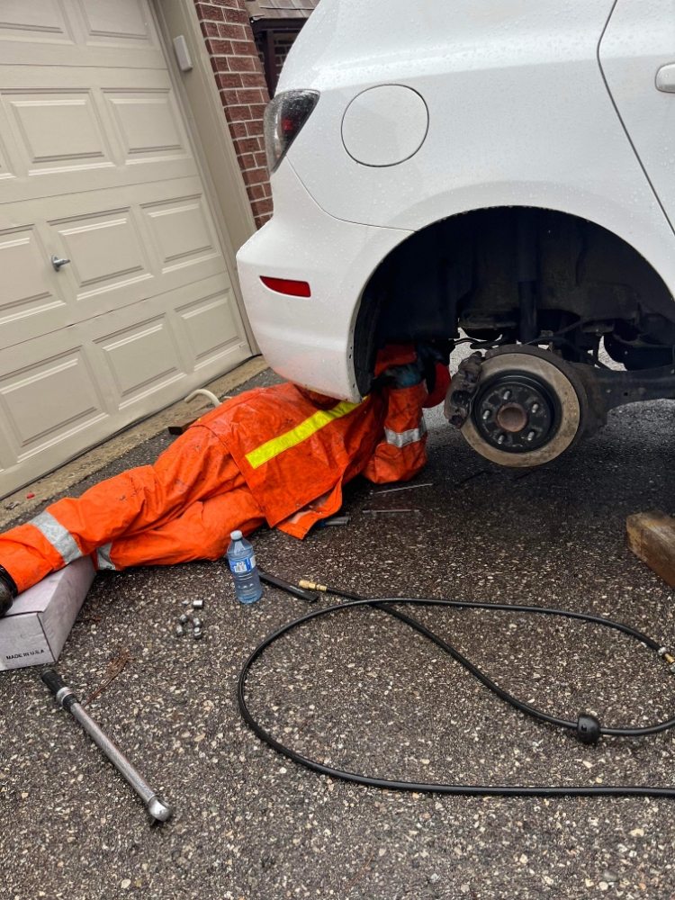 EA MOBILE TIRE & AUTO Updated July 2024 Request a Quote 10 Photos