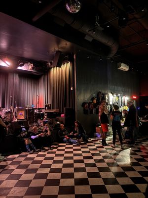 Pearl Street Warehouse by null