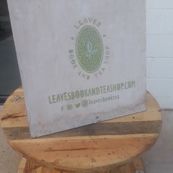 Leaves Book and Tea Shop
