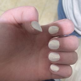 one side of the nail is short and the other side is taller than the other