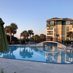 Residence Inn - Pool Before it Gets Busy