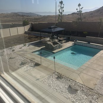California Custom Pools - Pool & Hot Tub Service Near Me - Temecula, California