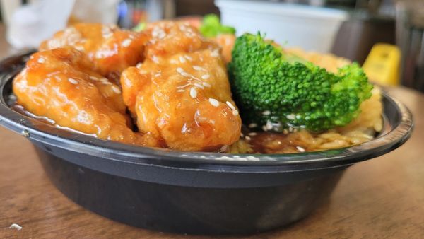 MR WANG - Updated March 2026 - 73 Photos & 118 Reviews - 1300 Montauk ...