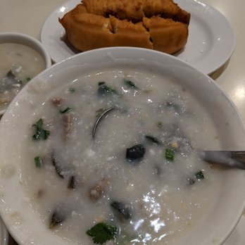 Chi's Congee & Noodle House - Salted Egg and Preserved Black Egg with Pork Congee - Chinese Near Me - Mississauga, Ontario