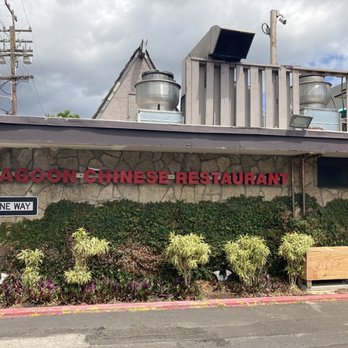 Lagoon Chinese Restaurant - Side of restaurant,one way so turn after the building. - Chinese Near Me - Honolulu, Hawaii