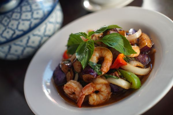 Chao Pra Ya Thai Cuisine by null