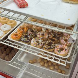 The Donut Palace - Donuts