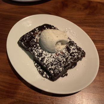 Hudson 29 Kitchen + Drink - Texas Sheet Cake - New American Near Me - Upper Arlington, Ohio