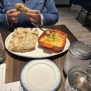Natalie's Seafood Kitchen - Crab dip with warm bread appetizer - Seafood Near Me - Fallston, Maryland Natalie's Seafood Kitchen - Crab dip with warm bread appetizer - Seafood Near Me - Fallston, Maryland
