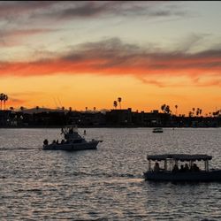 Huntington Harbor Boat Rentals - Spectacular sunsets
