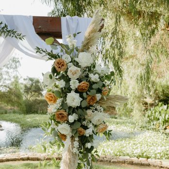 Uforia Floral Design - Floral Designers Near Me