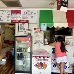 Original Pizza II - The interior