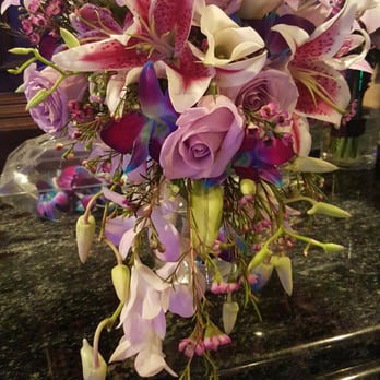 Wild Orchid Custom Floral Designs - Florists Near Me - Elburn, Illinois Wild Orchid Custom Floral Designs - Florists Near Me - Elburn, Illinois