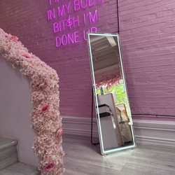 Revealing Body Salon - Such a cozy place